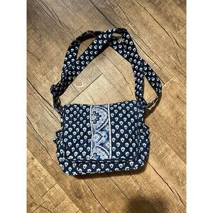 Vera Bradley quilted navy bag
